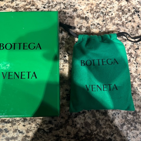 Bottega Veneta Tri-fold Cassette Wallet - Picture 6 of 7